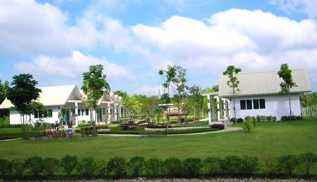 Banmon Makok Hotel Ban Makok Exterior foto